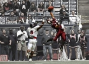 开运体育官网-AC米兰客场惊险取胜，领跑积分榜扬眉吐气！